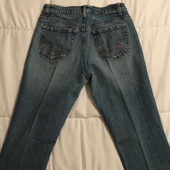 Bandolino Blu Cali Modern Boot Cut Jeans - Picture 5 of 8